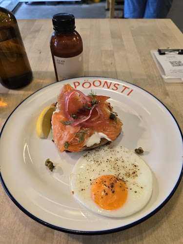 Opinii despre PöONSTI în Singapore - Hospitality and gastronomy