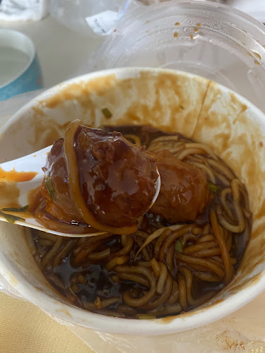 Comentarii opinii despre Blanco Court Beef Noodles