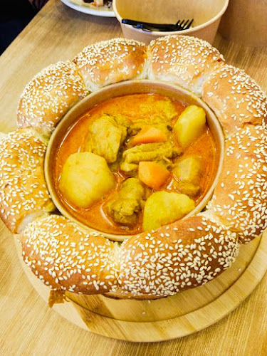 Comentarii opinii despre Ah B Bakery (The Woodleigh Mall)