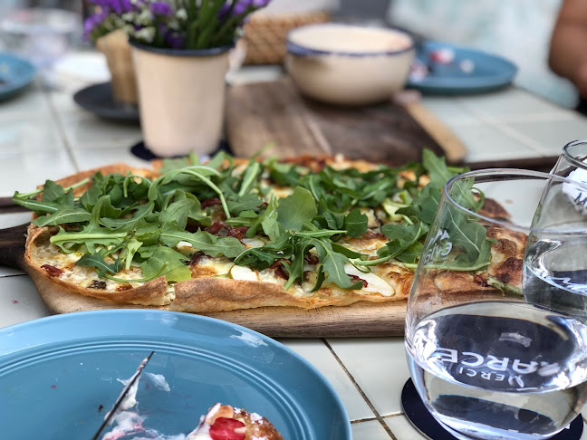 MERCI MARCEL TIONG BAHRU - Singapore