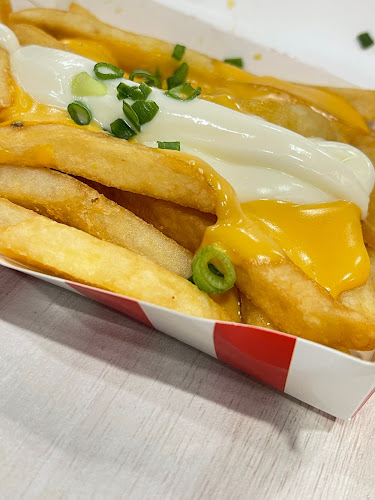 KFC ADMIRALTY - Hospitality and gastronomy