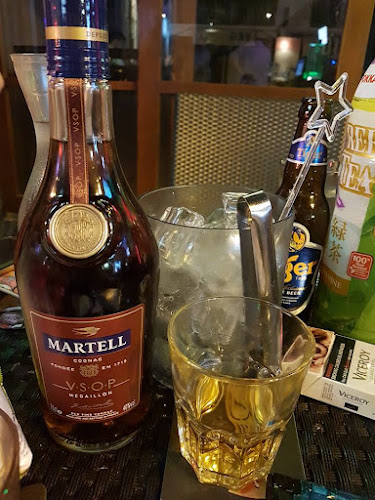 Comentarii opinii despre Cyclone Party Pub