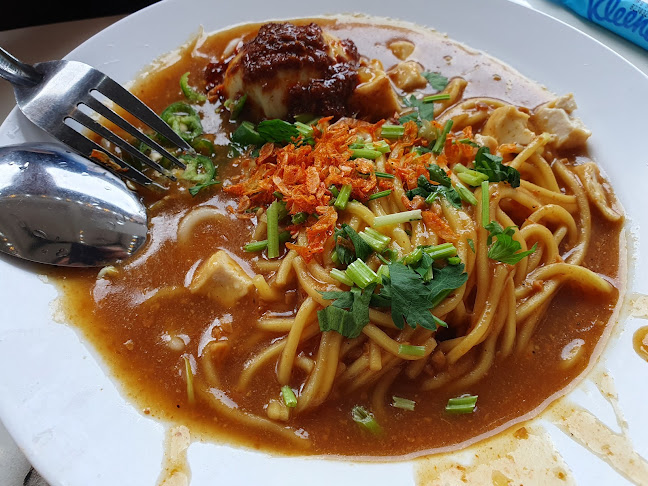 703 Hougang Ave 2, Singapore 530703