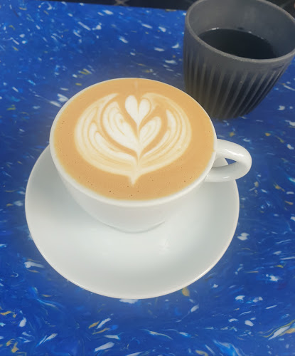 Comentarii opinii despre Maxi Coffee Bar