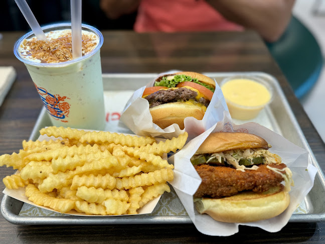 Opinii despre Shake Shack Westgate în Singapore - Hospitality and gastronomy