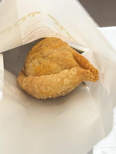 Comentarii opinii despre Tip Top Curry Puff @ T1 Transit