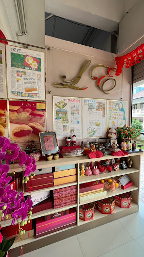 Opinii despre L.E. Cafe Confectionery & Pastry în Singapore - Hospitality and gastronomy