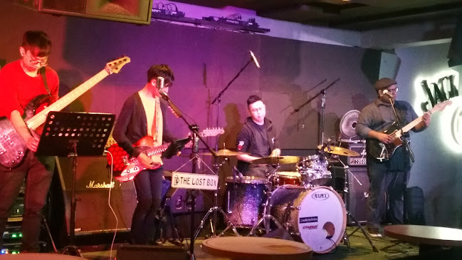 Wala Wala Cafe Bar - Singapore