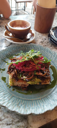 Common Man Coffee Roasters - Joo Chiat Road - Singapore