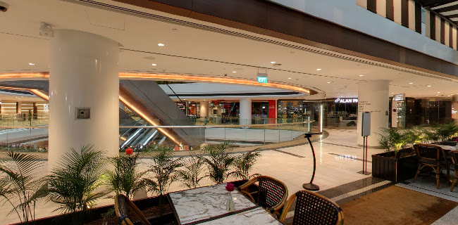 252 N Bridge Rd, #03-37, Singapore 179103