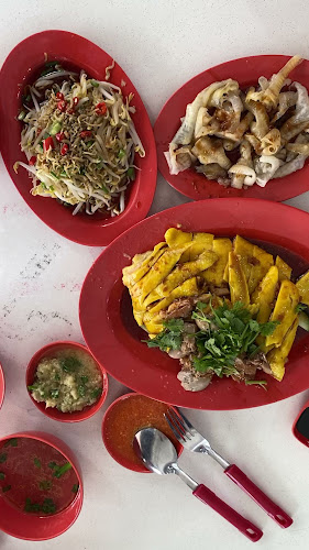 Lao Wang Kampong Bean Sprout Chicken Rice Hor Fun