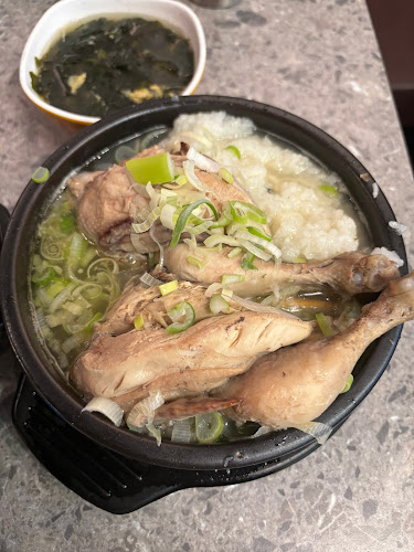 12 Kallang Avenue, #02-10, Aperia Mall, Singapore 339511