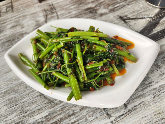 6A Admiralty Rd W, Singapore 757445