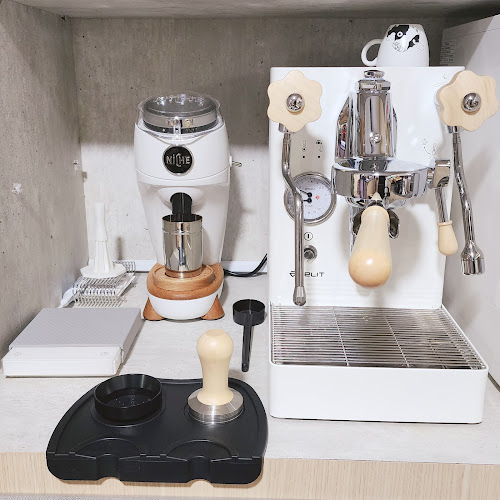 Cowpresso Coffee Roasters Singapore - Singapore