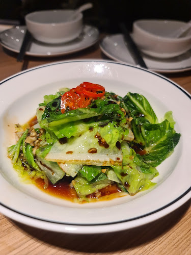 Comentarii opinii despre TAI ER 太二酸菜鱼 (JEM)