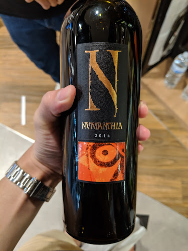 Comentarii opinii despre Bottles & Bottles @ The Centrepoint