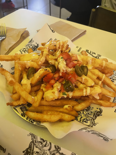 Opinii despre Almost Famous Bar în Singapore - Hospitality and gastronomy