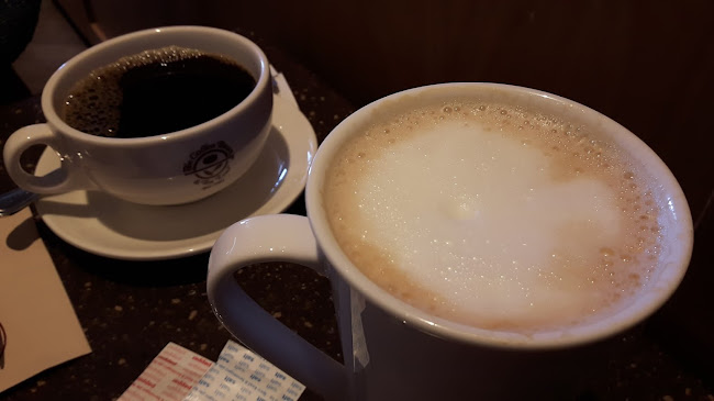 Comentarii opinii despre The Coffee Bean and Tea Leaf - West Mall