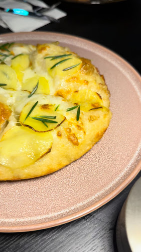 ANTO pizza e aperitivi - Hospitality and gastronomy