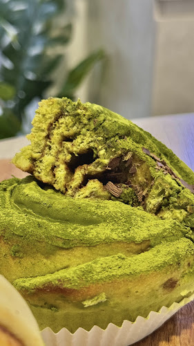 rrooll - Compass One - Hospitality and gastronomy