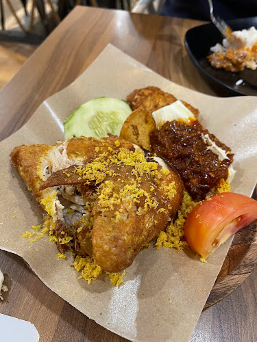 Comentarii opinii despre Ayam Penyet President - Hillion Bukit Panjang