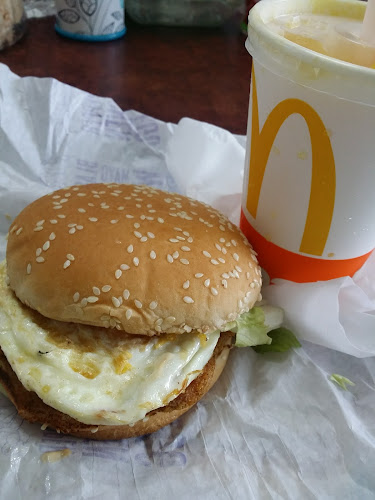 McDonald's Bedok Reservoir - Hospitality and gastronomy