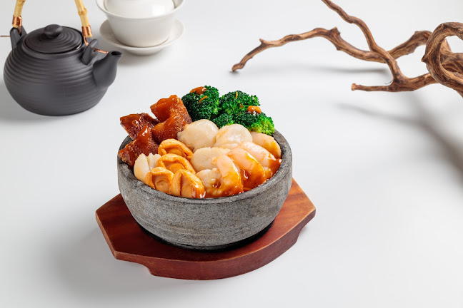 Peach Garden @ The Metropolis - Hospitality and gastronomy