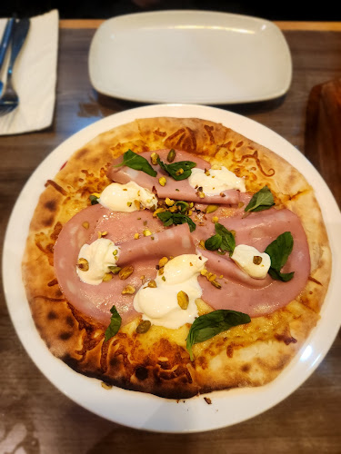 Spizza Bukit Timah - Singapore