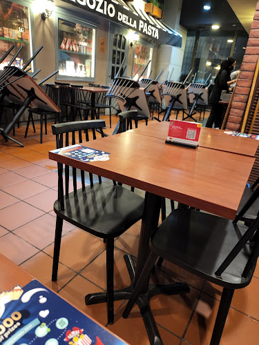 52 Jurong Gateway Rd, #04 - 26, Singapore 608549