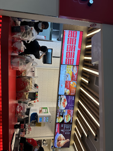 Opinii despre Jollibee Anchorvale în Singapore - Hospitality and gastronomy