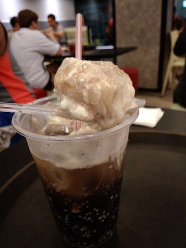 Arnold's Fried Chicken Hougang Branch - Singapore