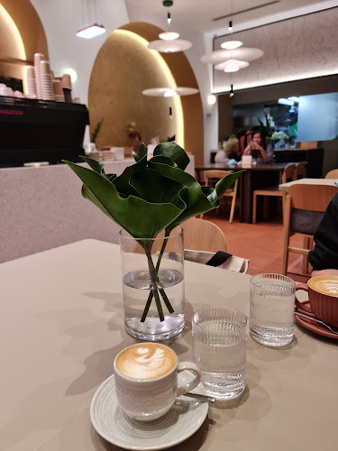 Opinii despre Plain Vanilla Neil Road în Singapore - Hospitality and gastronomy