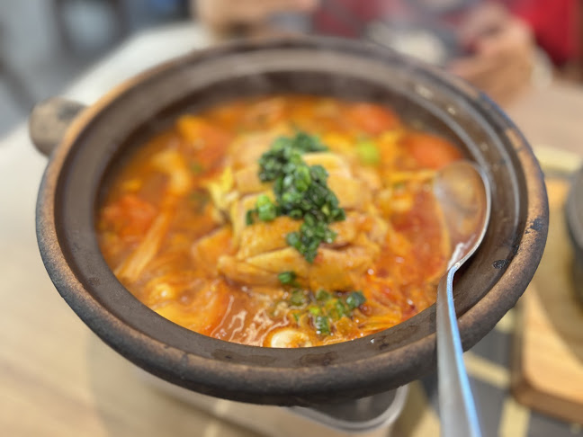 1 HarbourFront Walk, #02-85/86/87 VivoCity, Singapore 098585