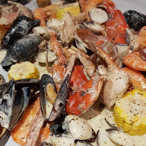 Cajun On Wheels (C.O.W) - Seafood Truck Louisiana - Singapore