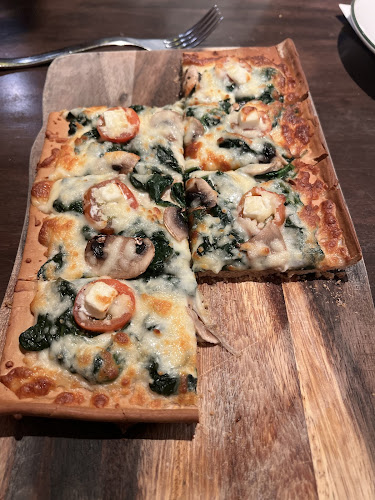 Opinii despre Brotzeit German Beer Bar and Restaurant - Katong în Singapore - Hospitality and gastronomy