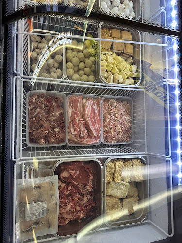 Comentarii opinii despre MiJieMaLaTang觅姐骨汤麻辣烫