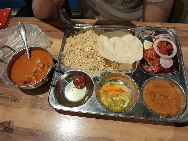 Comentarii opinii despre Thai and Tandoor Pte Ltd