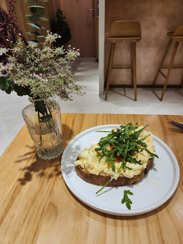 Wanderlust Cafe Singapore - Hospitality and gastronomy