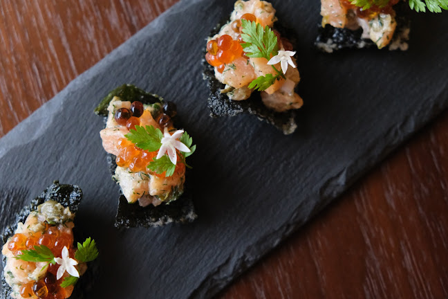 Lunì - Scent, Bar & Kitchen - Singapore