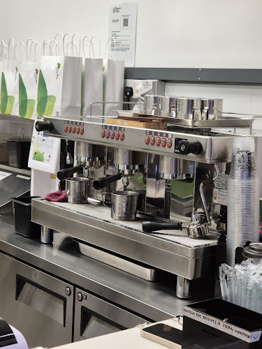 Presotea Singapore (West Mall) - Hospitality and gastronomy