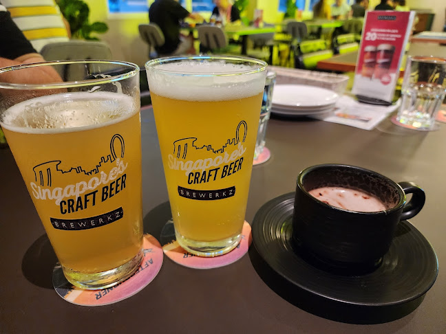 Comentarii opinii despre Brewerkz Seletar Aerospace Park