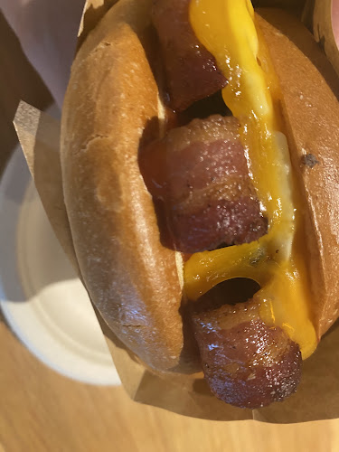 Eggslut Scotts Square - Hospitality and gastronomy