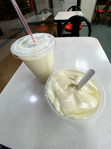 Opinii despre N & B Snacks în Singapore - Hospitality and gastronomy