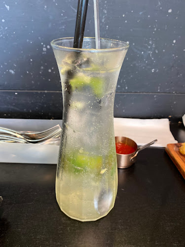 18 Yishun Ave 9, #01-02 Junction Nine, Singapore 768897