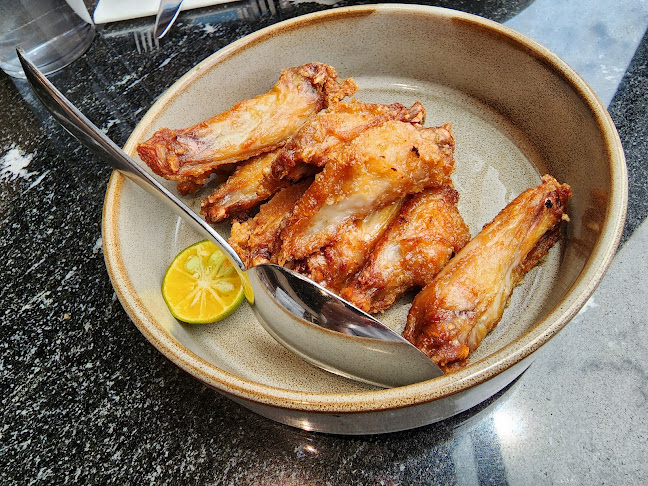 Opinii despre QIN Restaurant & Bar în Singapore - Hospitality and gastronomy