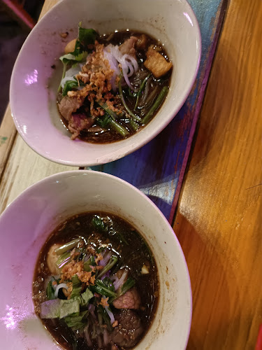 Opinii despre Warm Up Cafe @Mackenzie Road în Singapore - Hospitality and gastronomy