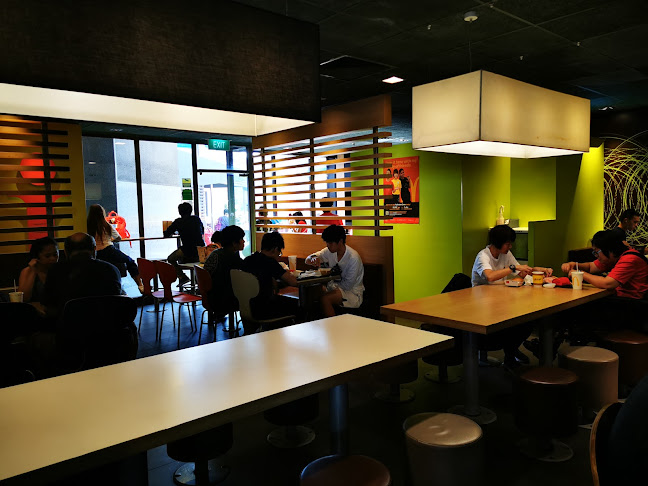 McDonald's Parkway - Hospitality and gastronomy