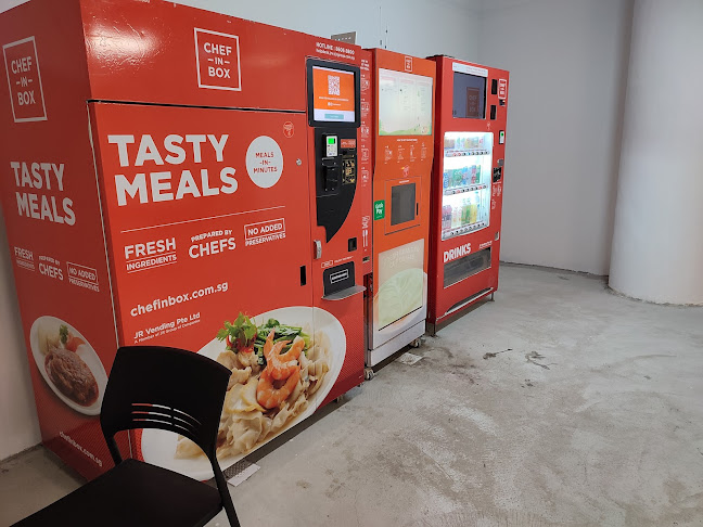 Self-Service Cafeteria