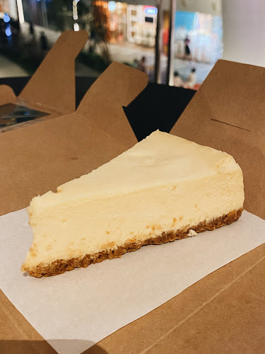 100 N Buona Vis Rd, #01-02/03 Buona Vista MRT, Singapore 139345