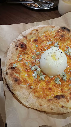 Opinii despre Yeast Side - Sourdough Pizza & Craft Beer (Farrer Park) în Singapore - Hospitality and gastronomy